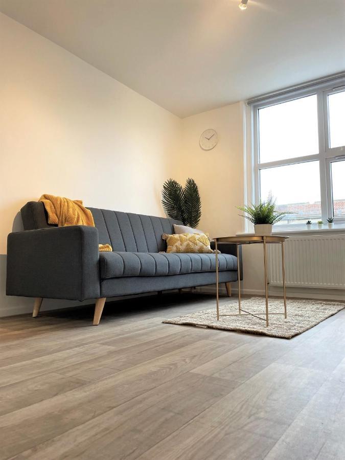 Central, Bright & Spacious Apartment - Parking Included Bournemouth Exterior photo